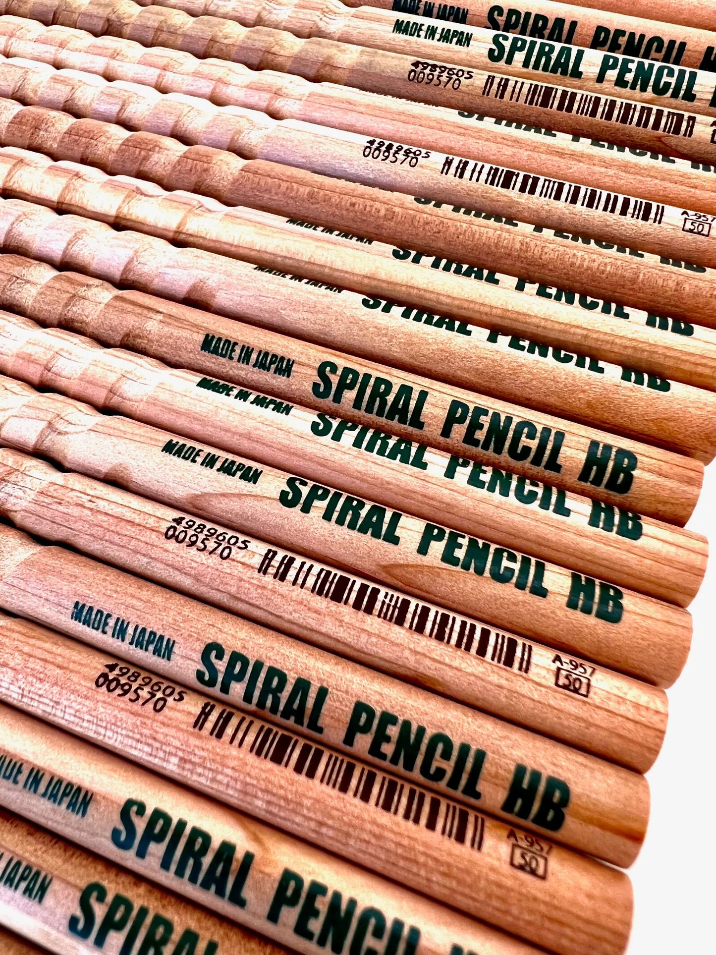 SPIRAL HB GROOVE WOOD PENCILS