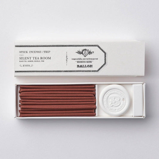 Incense stick gift box with 20 sticks, reddish-brown bars and white round holder