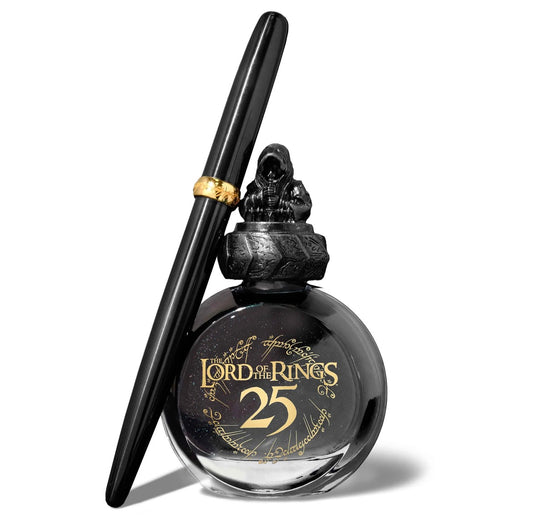 Lord of the Rings pen and ink set with black pen and Nazgûl figurine on round bottle