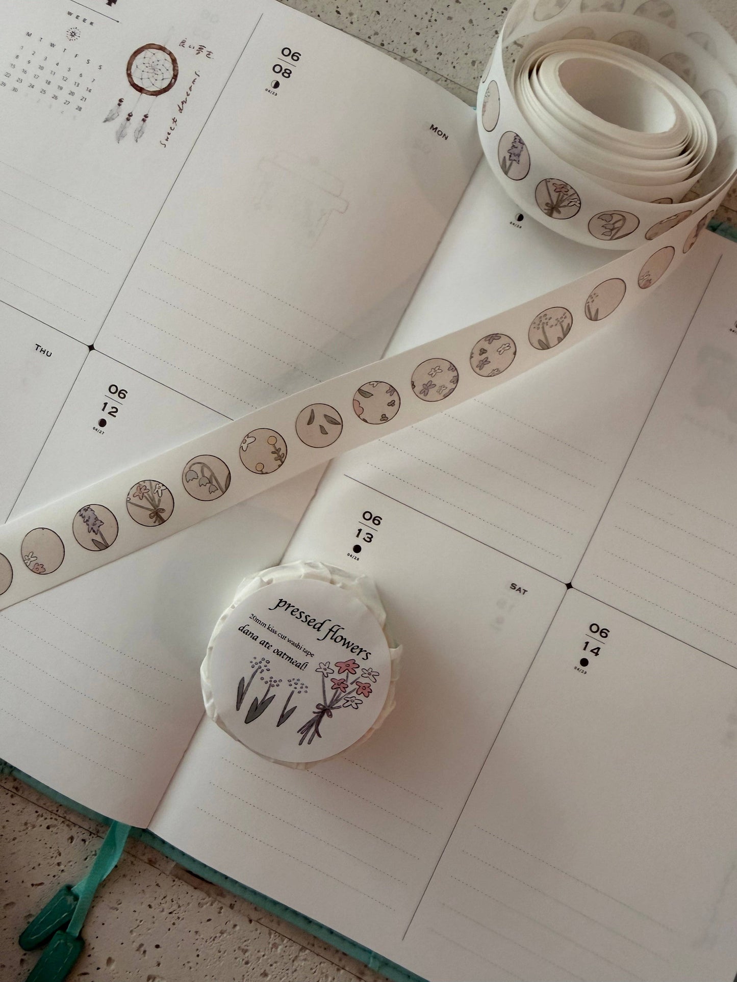 Pressed flowers kiss cut washi tape