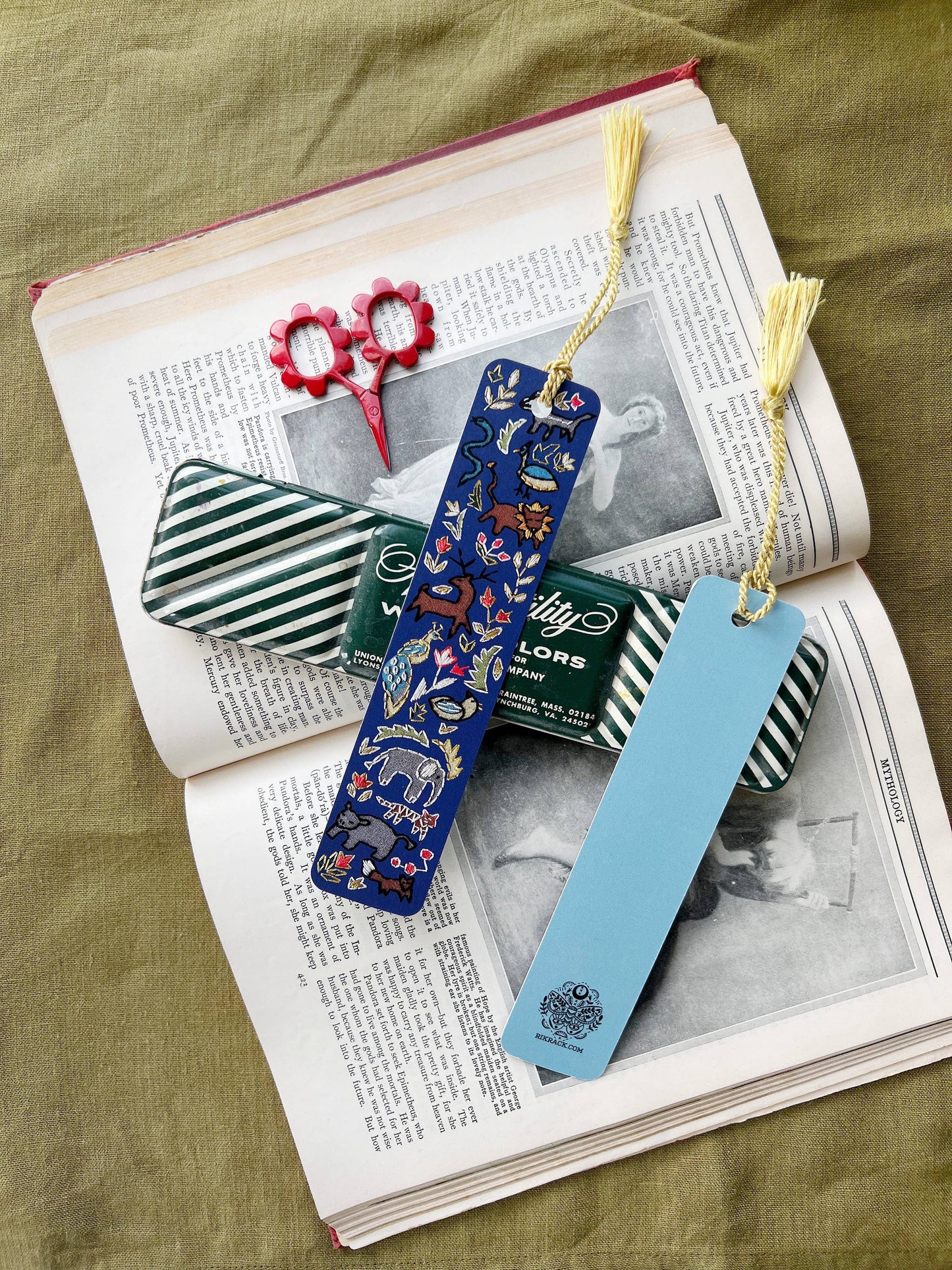 Wildlife Embroidery Tassel Bookmark