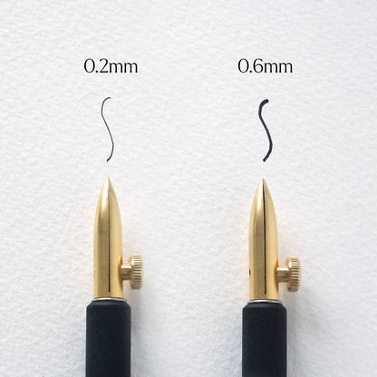 Gold dip pen set with black grips: 0.2mm and 0.6mm nib sizes