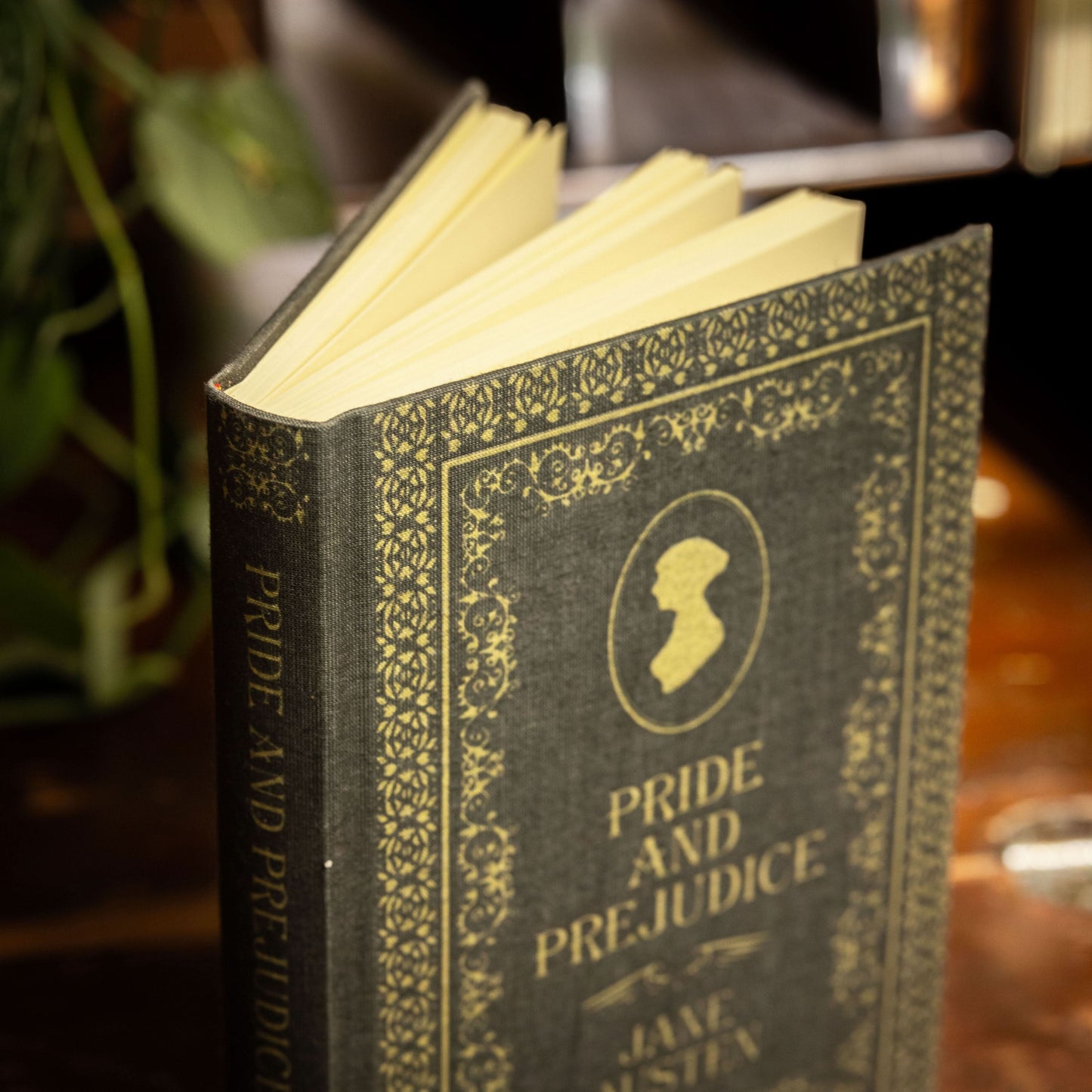 *Pride & Prejudice by Jane Austen 1813 Book Journal