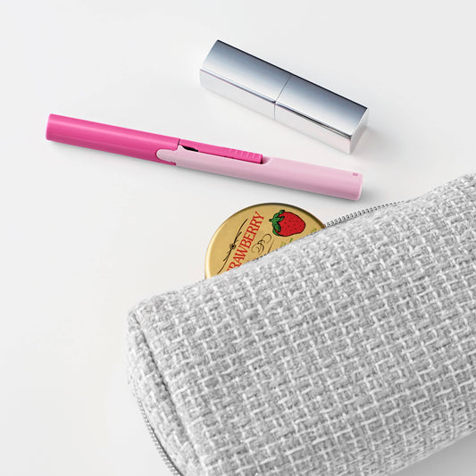 Twiggy™ Curved Blade Scissors