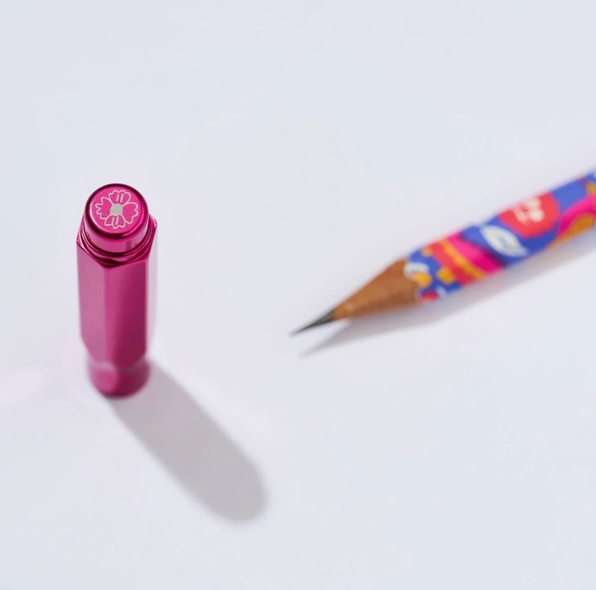 Blackwing - Volume 143 - Frida Kahlo Point Guard