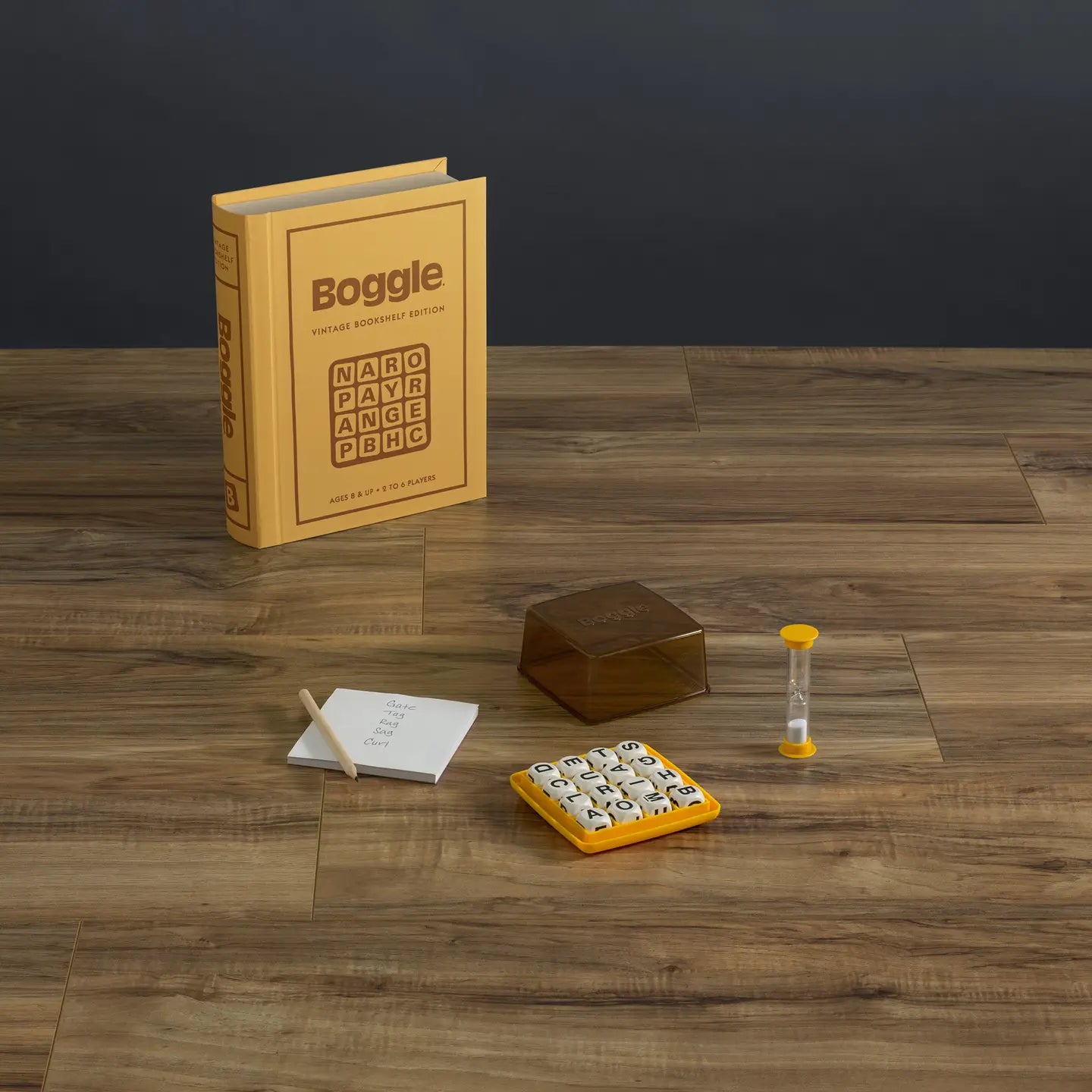Boggle Vintage Book Shelf Edition