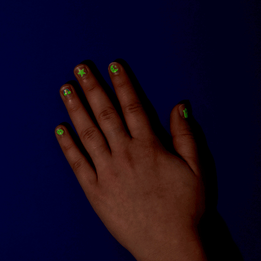 NAIL STICKERS - GLOW IN THE DARK