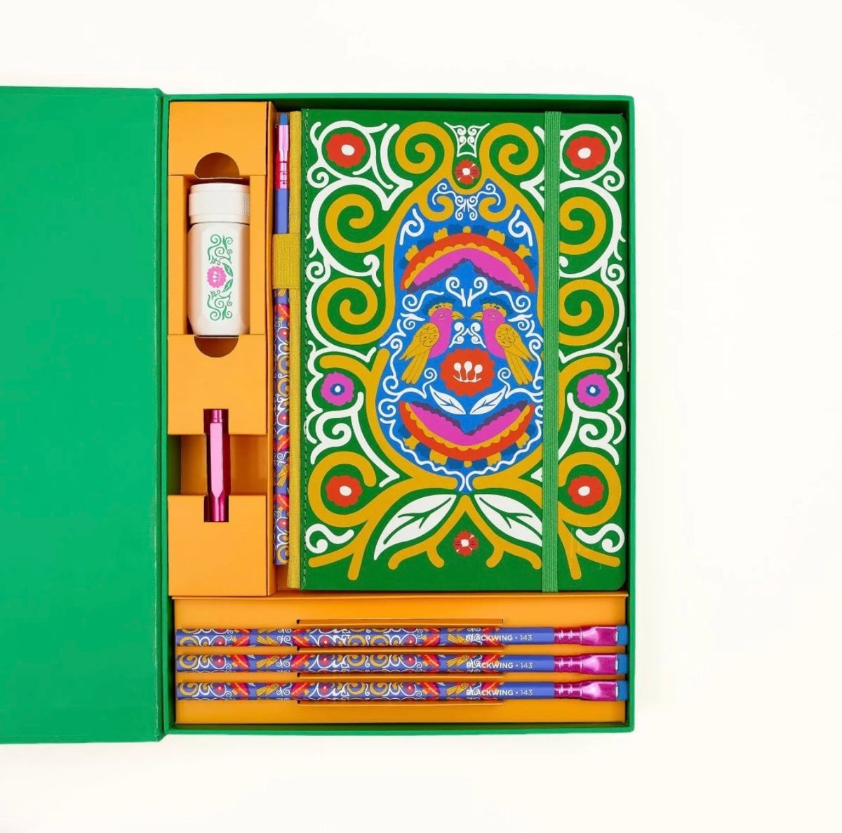 Blackwing Volume 143 - Frida Kahlo Notebook Essentials Set