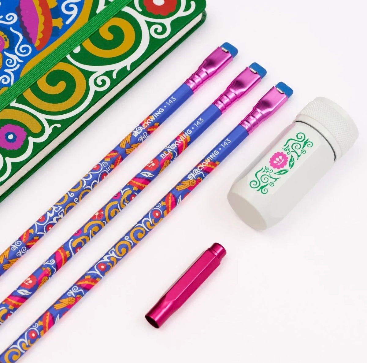 Blackwing Volume 143 - Frida Kahlo Notebook Essentials Set