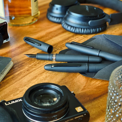 Esterbrook Raven Fountain Pen (Converter)