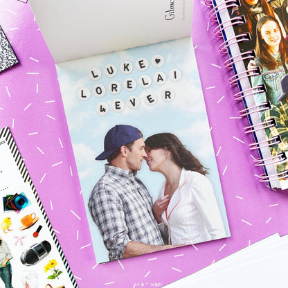 Gilmore Girls Greetings from Stars Hollow Postcard Book