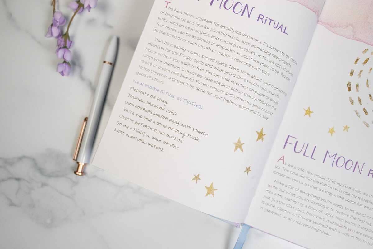 Focus Pocus 90-Day Guided Journal by Kimothy  Joy