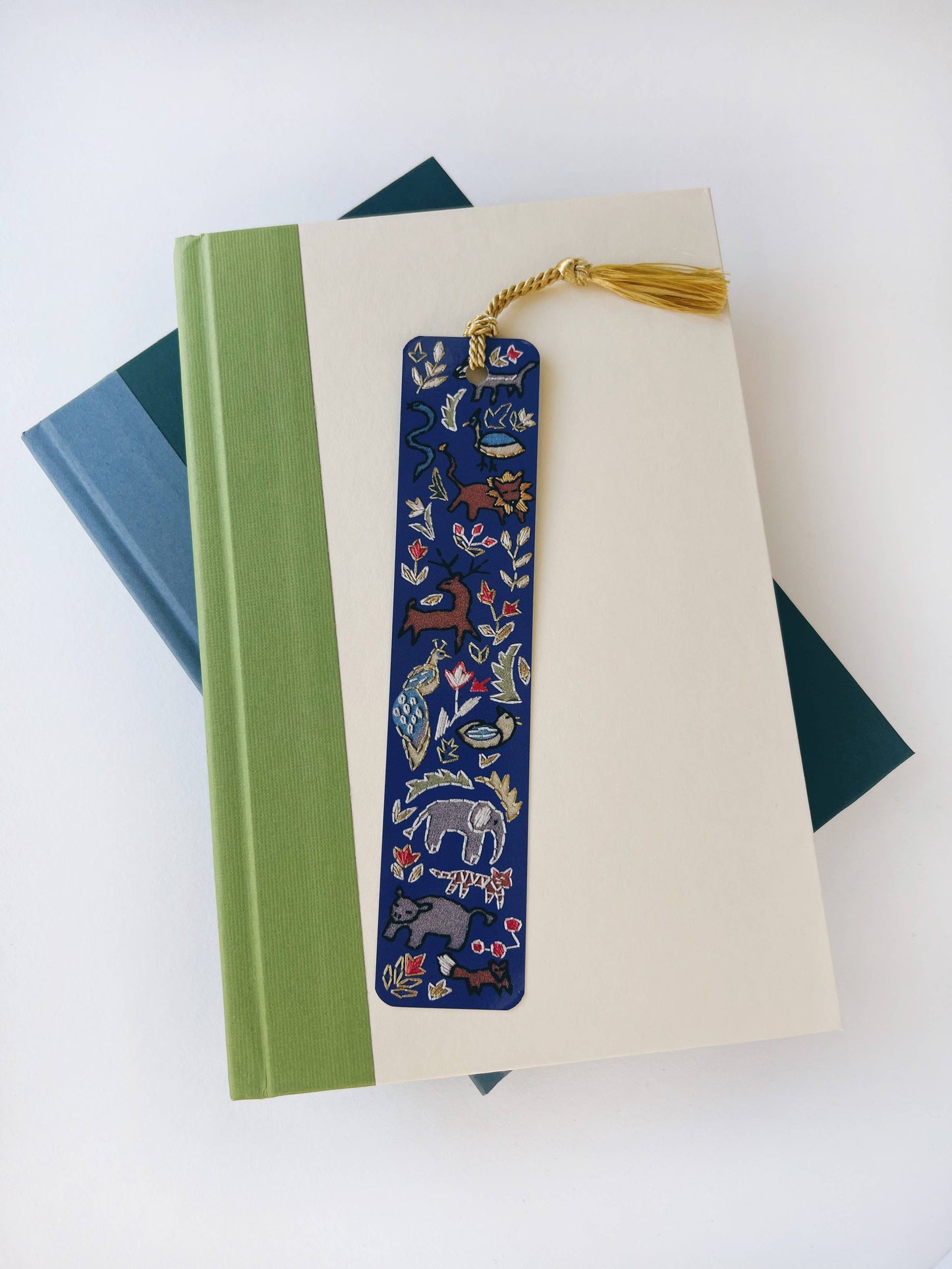 Wildlife Embroidery Tassel Bookmark