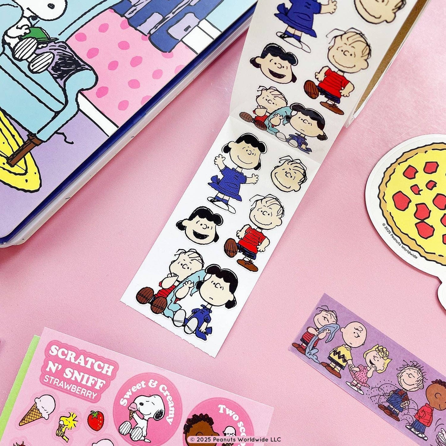 WS-Lucy & Linus Stickers on the Roll
