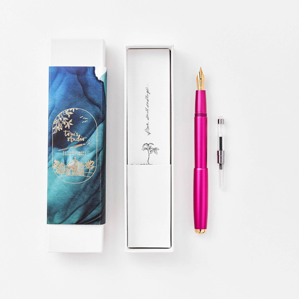 Magenta fountain pen with gold nib, gift box set with spare cartridge